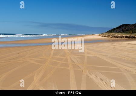 75 Mile Beach sur Fraser Island, Queensland, Australie Banque D'Images