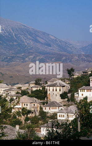 Maisons à Gjirokaster / Gjirokastra, dans le sud de l'Albanie Banque D'Images