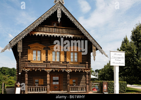 Maison en bois dans le style traditionnel russe, colonie russe, Alexandrowka, Potsdam, Brandebourg, Allemagne, Europe Banque D'Images