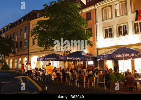 Café de la rue Friedrichstrasse, dans le centre-ville de Fulda, Rhoen, Hesse, Germany, Europe Banque D'Images