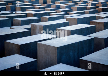 Les blocs de béton de l'Holocaust Memorial, Berlin, Germany, Europe Banque D'Images