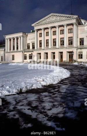 L'extérieur du palais d'Ostankino dans la neige, Moscou, Russie Banque D'Images
