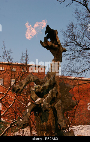 Wawel cracheur de feu Dragon statue, Cracovie, Pologne, Europe Banque D'Images