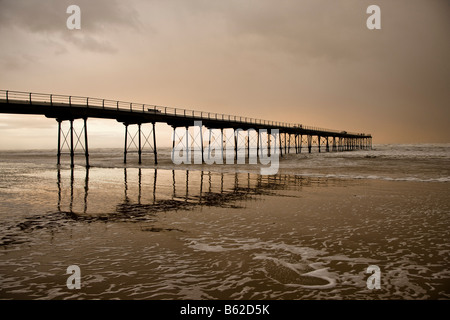 En hiver Saltburn Pier Cleveland Banque D'Images