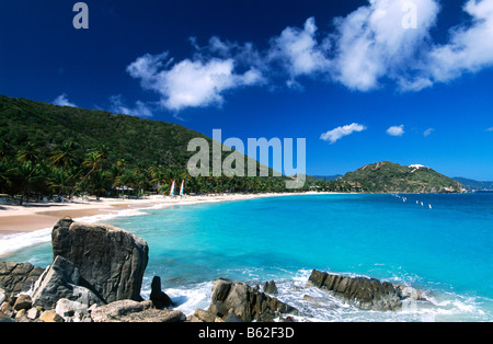 Plage sur Peter Island Îles Vierges britanniques Caraïbes Banque D'Images