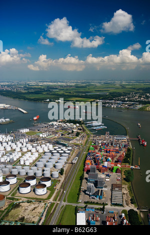 Holland Zuid Holland Rotterdam port-conteneurs et l'entreposage de Aerial Banque D'Images