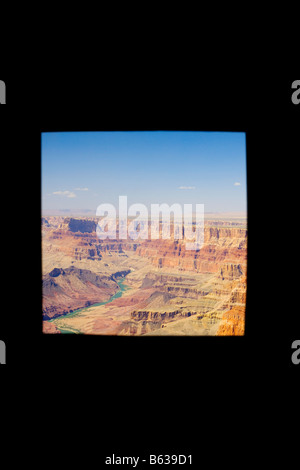 Rock formations sur un paysage vu à travers une fenêtre, Chicago, Illinois, États-Unis Banque D'Images