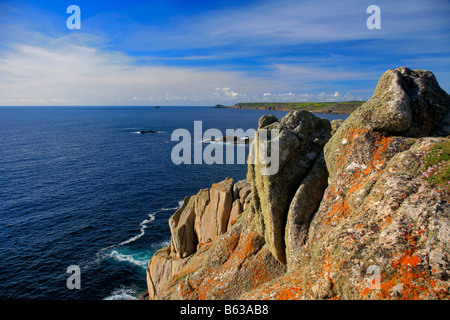 Paysage de falaises Sennan Cove Cornwall England UK Grande-Bretagne Banque D'Images