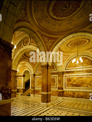 Une photo couleur couleur de la partie de l'intérieur de Glasgow City Chambers Banque D'Images