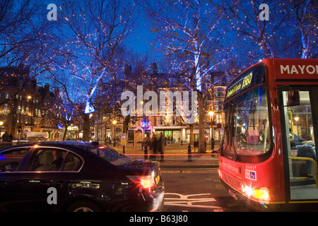 Lumières de Noël dans Sloane Square Chelsea London UK Banque D'Images