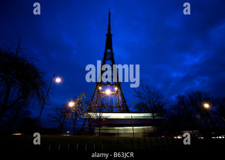 L'émetteur de télévision de Crystal Palace dans le sud de Londres fournit une couverture TNT TNT à Grand Londres, Surrey, East Berkshire Banque D'Images