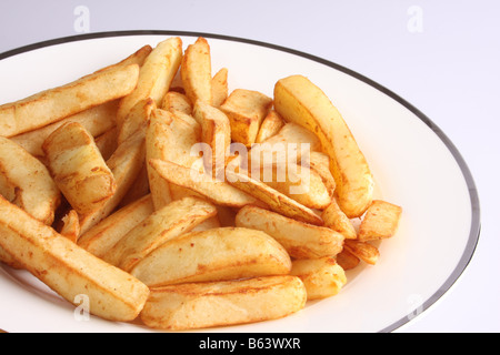 Une assiette de frites chunky Banque D'Images