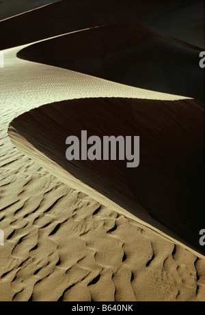 L'Algérie, Tamanrasset. Dunes près de Amguid. Désert du Sahara. Banque D'Images