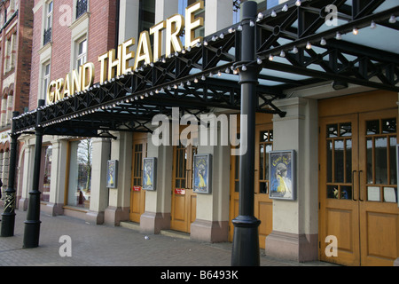 Ville de Wolverhampton, en Angleterre. Entrée principale de la fin du 19e siècle Charles Phipps conçu Grand Theatre de Lichfield Street Banque D'Images