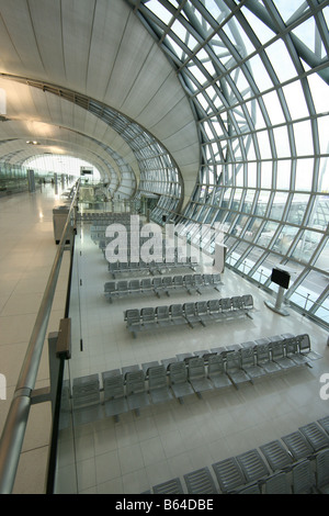 L'intérieur de l'aéroport Suvarnabhumi Banque D'Images