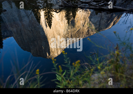 Yosemite National Park El Capitan Bridal Veil Falls sunrise escalade escalade en Californie, USA Banque D'Images