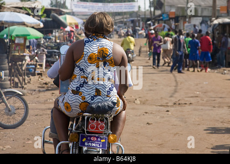 Moto Douala Cameroun Banque D'Images