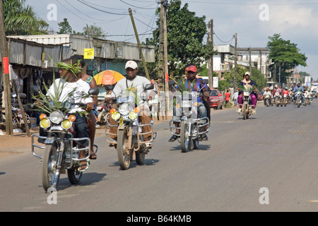 Moto Douala Cameroun Banque D'Images