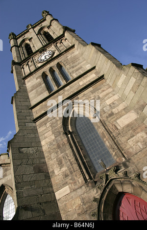 Ville de Stoke on Trent, en Angleterre. Vue en angle du début du 19ème siècle John Oates conçu St Marks Church tower. Banque D'Images