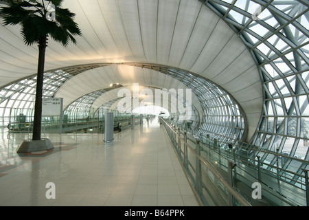 L'intérieur de l'aéroport Suvarnabhumi Banque D'Images
