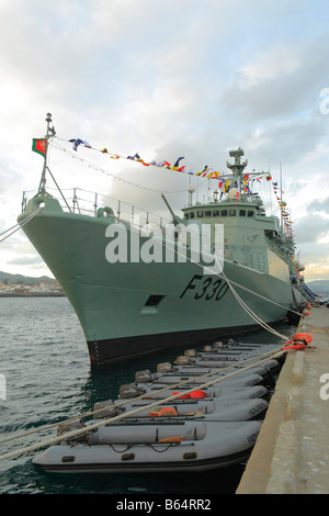 La frégate de la Marine portugaise NRP Vasco da Gama Banque D'Images