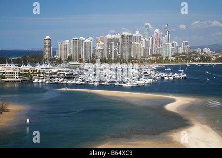 Sand Bar et Marina Le Broadwater et Main Beach Gold Coast Queensland Australie aerial Banque D'Images