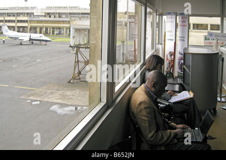 L'Aéroport International de Douala Cameroun Afrique Banque D'Images