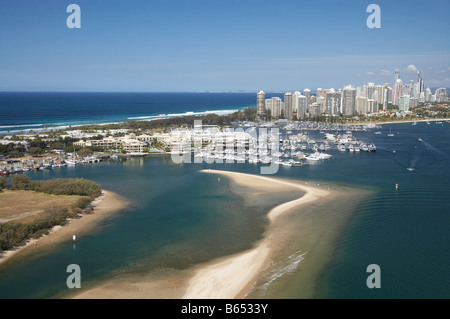 Sand Bar et Marina Le Broadwater et Main Beach Gold Coast Queensland Australie aerial Banque D'Images