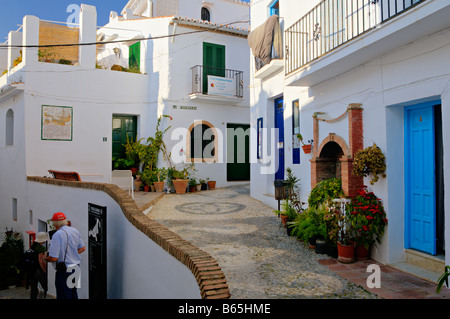 Village-rue pavée à Frigiliana, Espagne Banque D'Images