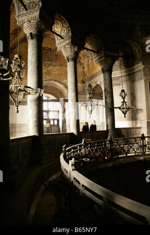 Touristes à Sainte-Sophie à Istanbul, Turquie Banque D'Images