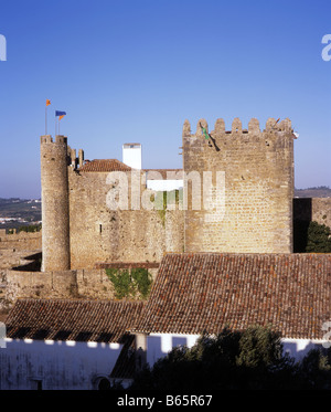 Le Château d'Obidos, reconstruite par le roi Afonso Henriques, Estremadura, Portugal Banque D'Images