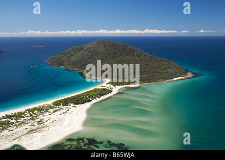 Providence Bay tête gauche Yacaaba et Jimmy s Beach bonne entrée à Port Stephens antenne Australie Nouvelle Galles du Sud Banque D'Images