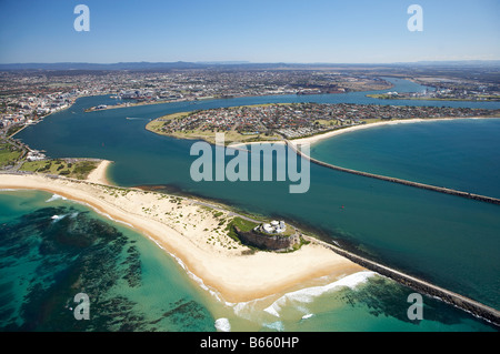 Et l'entrée à Nobbys Head Harbour Newcastle Newcastle New South Wales Australie aerial Banque D'Images