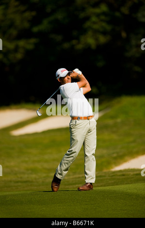 Pablo Larrazabal de l'Espagne au cours de la troisième ronde de la 54e à la Coupe du monde golf Olazabal course à Mission Hills Resort Banque D'Images