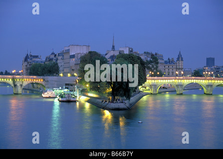0001 Elk014 France Paris Seine Ile de la Cite Banque D'Images