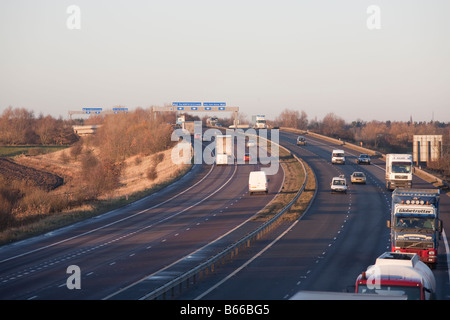 M'autoroute A18 près de Jcn 35 avec M62 près de Goole Banque D'Images