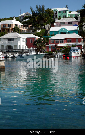 Photo de l'Flatts Village près du Pont de Pierre Lapointe, paroisse de Hamilton, Bermudes Banque D'Images