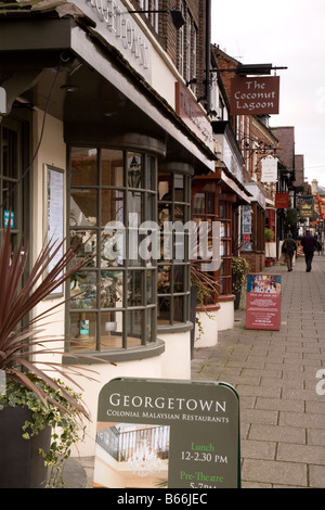 Restaurants le long de Sheep Street Stratford Upon Avon, Warwickshire, Angleterre Banque D'Images