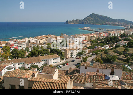 Altea sur la Costa Blance le Sud de l'Espagne, en direction de Benidorm Banque D'Images