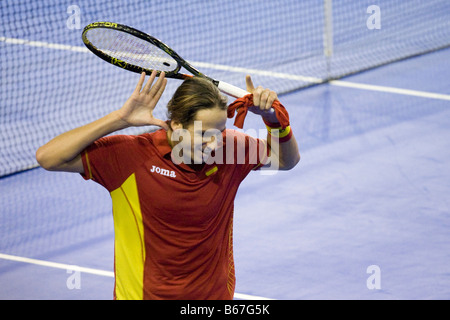 Joueur de tennis espagnol Feliciano Lopez célébrer après avoir remporté le match de double contre l'Argentine lors de la Coupe Davis 2008 Banque D'Images