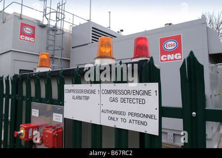 Avertissement sur l'usine de ravitaillement en GNC Banque D'Images