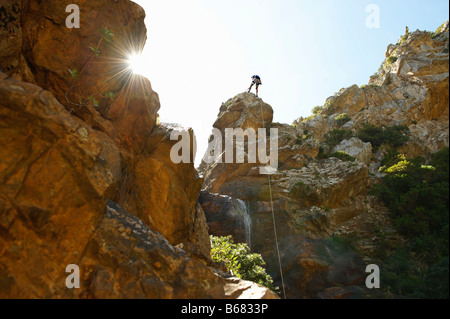 Préparation de l'homme rappel off rock Banque D'Images