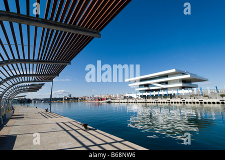 America s Cup Pavilion ou voiles Veles e Vents vents dans le port de Valence conçu par David Chipperfield architects Banque D'Images