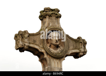 Croix de pierre sur l'ancien cimetière Powazki à Varsovie, Pologne Banque D'Images