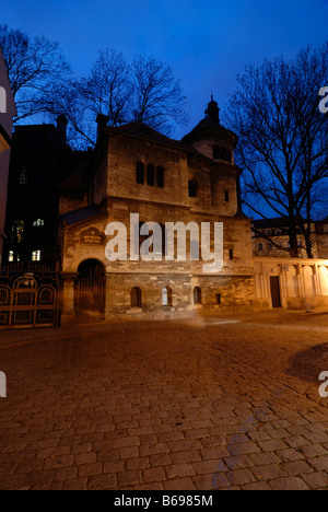 Synagogue Klaus la nuit Peuple Juif Prague Old Town Prague République Tchèque Banque D'Images