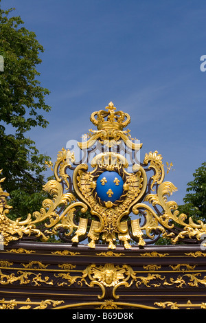 Porte d'or de la fontaine d'Amphitrite à Nancy Banque D'Images