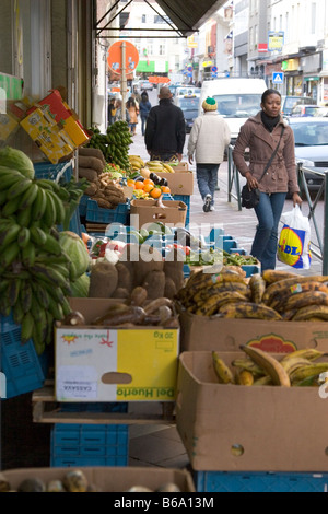 Le quartier congolais de Bruxelles connu comme 'Matonge" Tirant son nom d'une région de Kinshasa accueil de personnes d'origine africaine Banque D'Images