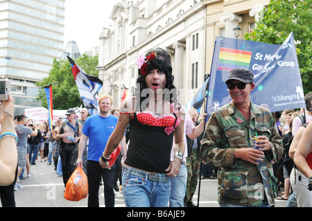 Amy Winehouse fancy dress reveler à Gay Pride Parade, Londres, 2008 Banque D'Images