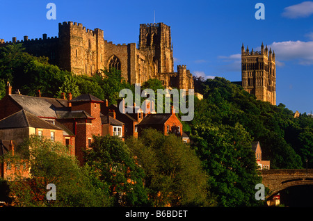 Château de Durham et de la Cathédrale qui donne sur la rivière, l'usure, la ville de Durham County Durham Banque D'Images
