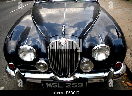 Classic 1960 Jaguar Mark II tricorps Londres Banque D'Images